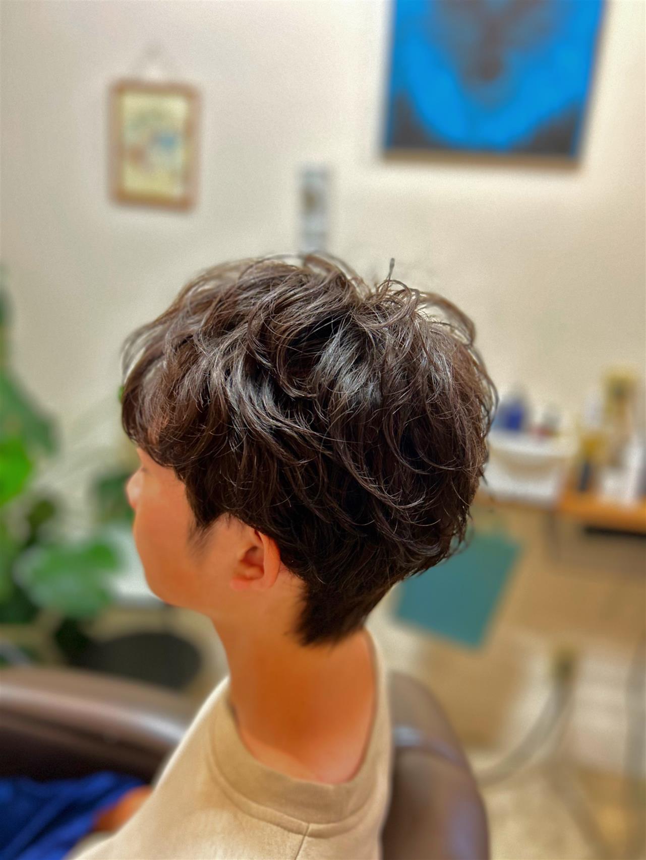 シャドウパーマ